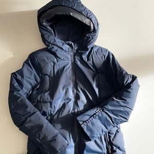 Lululemon Parka “The cold one” size 4, navy blue